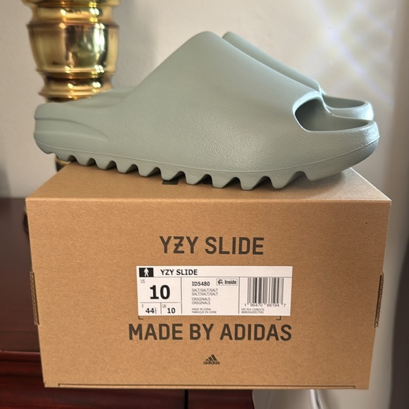 Yezzy Slide Salt size 10 - Picture 4 of 5